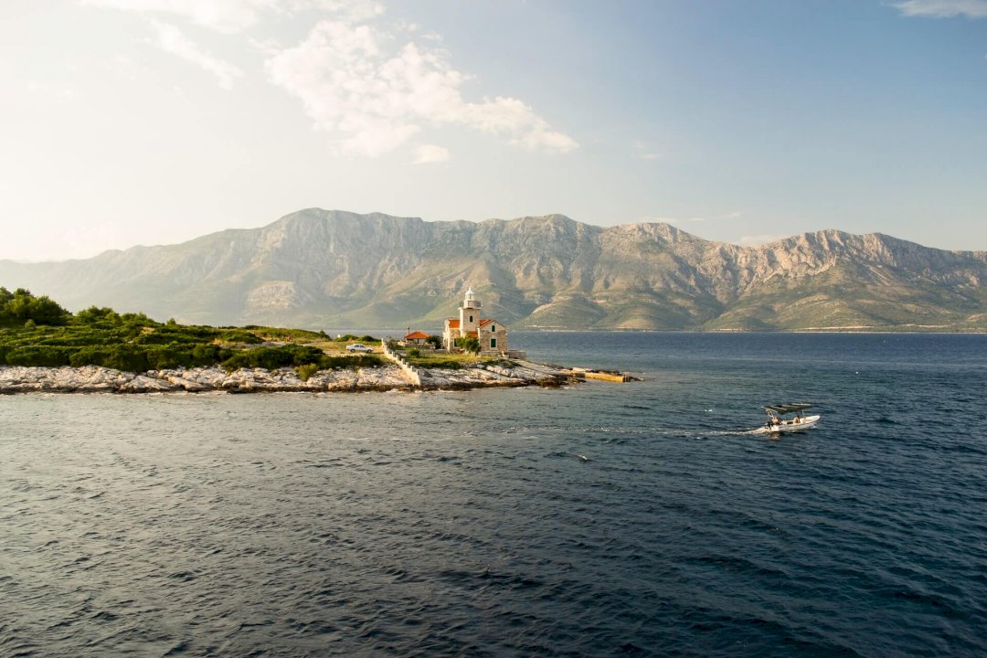 Farmland next to the sea - everything you need to know